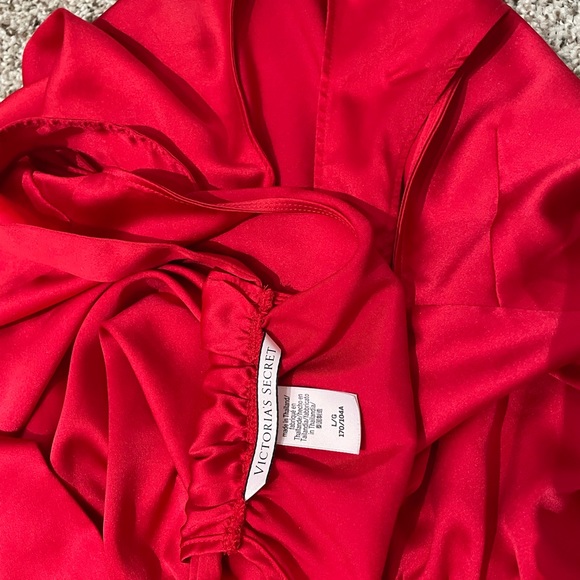 Victoria Secret Satin Romper - Picture 7 of 7